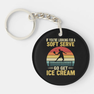 Wenn Sie einen Soft-Serve-Pickleball suchen Schlüsselanhänger
