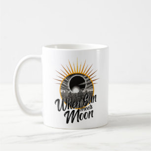 Wenn Sun Mond trifft, Schwarz-weiße Skyline-Eclips Kaffeetasse