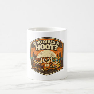 Wer kümmert sich um lustige Eulen im Vintage-Desig Kaffeetasse