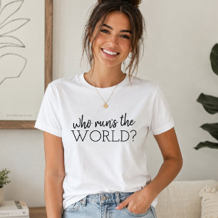 Wer rennt, ist die Welt Girl Power Moderner Femi T-Shirt