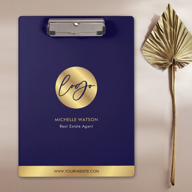 Werbeaktion für das Real-Anwesen von Navy & Gold-L Klemmbrett (Modern business branded clipboard in navy blue and faux gold with your logo and contact details)