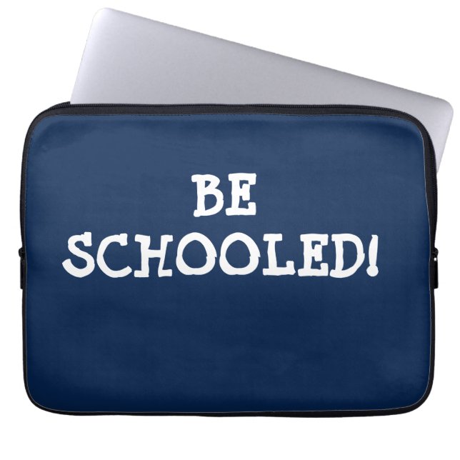 WERDE SCHULDIG! LAPTOPSCHUTZHÜLLE (Vorderseite)