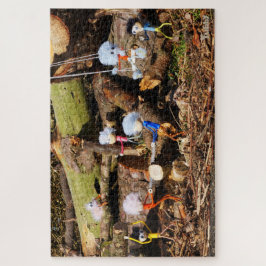 Werkende Fubby's in hun houtzagerij. Puzzle