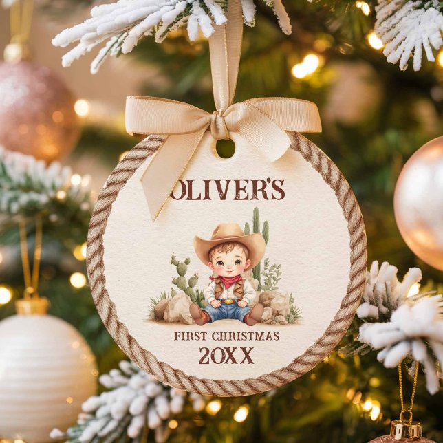 Western Baby Boy Erste Weihnachten Keramik Ornament (Western First Christmas Ornament)