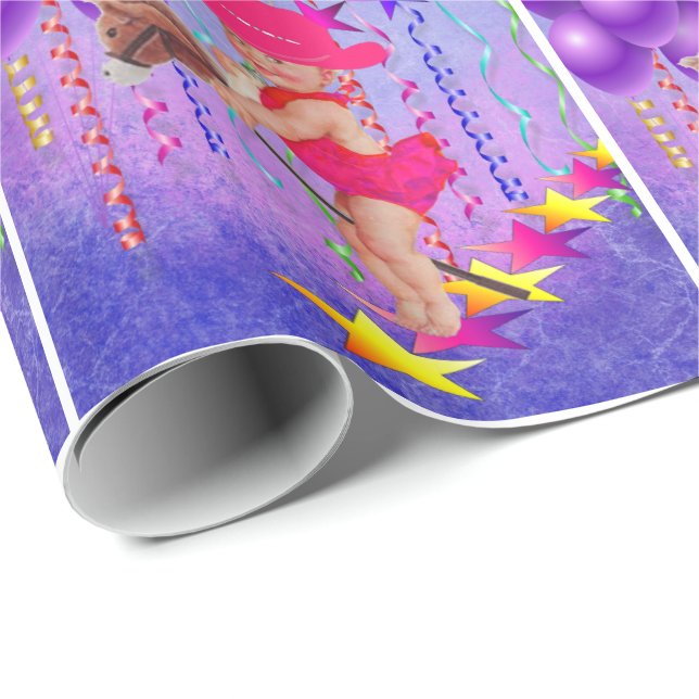 Western Baby Cowgirl auf Stick Pferd Geschenkwrap Geschenkpapier (Rolleneckpunkt)
