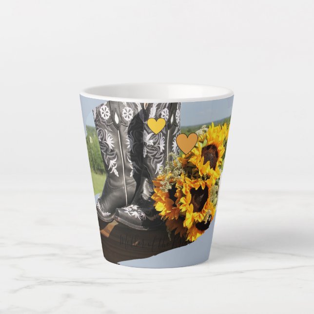 Western Boots Sonnenblumen Rustikale Hochzeit Milchtasse (Vorderseite)