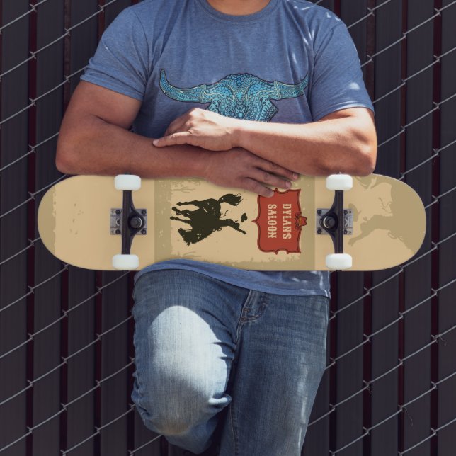 Western Cowboy Monogram Rustikaler Name Saloon Skateboard (Außenbereich 3)
