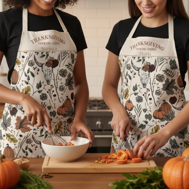 Western Fall Harvest Erntedank Kochstelle Schürze (Western Thanksgiving Cooking Squad Aprons. Floral Cow Skulls, Pumpkins, Fall Leaves, Autumn Pattern)