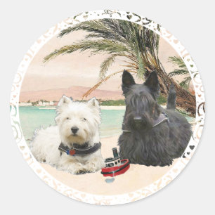 Westie & Scottie am Palmenstrand Runder Aufkleber