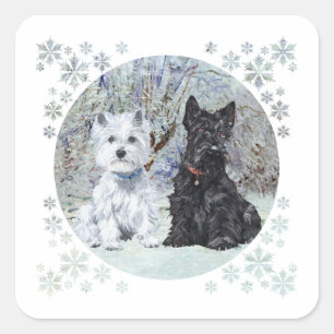 Westie und Scottie in Snowy Landscape Quadratischer Aufkleber