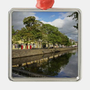 Westport, Irland. Die Stadt am Atlantik Ornament Aus Metall