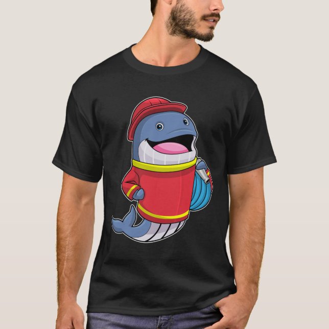 Whale als Feuerwehrmann mit Schlauch T-Shirt (Vorderseite)