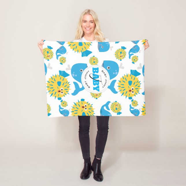 Whale & Blowfish Cartoon Monogram Muster Fleecedecke (Beispiel)