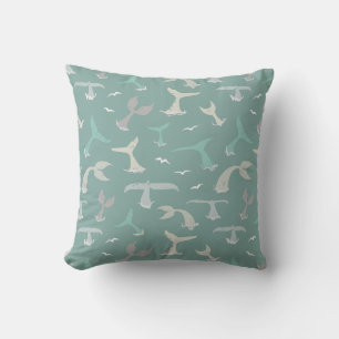Whale Schwänze Ocean Blue Gray Coastal Gemustert Kissen
