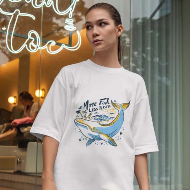 Whale Swimming Line Art T-Shirt (Von Creator hochgeladen)