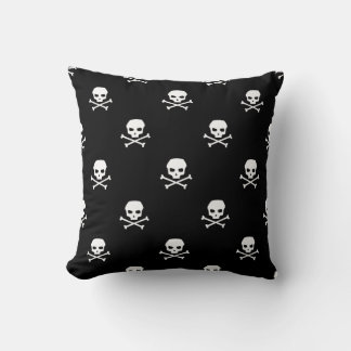 WHC - Skull Throw Pillow Kissen
