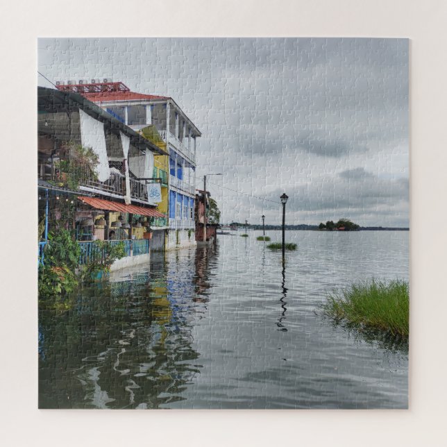 Where the sea and living are one puzzle (Vertikal)