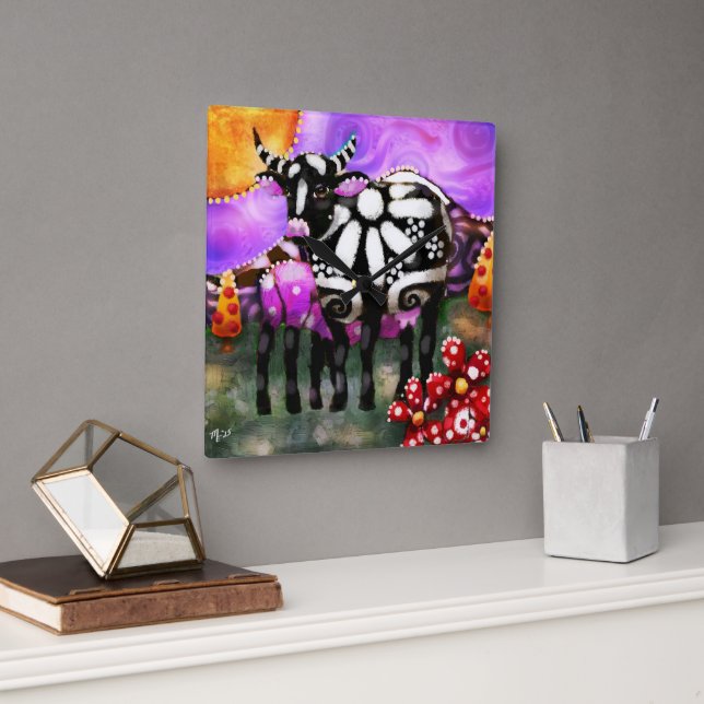 Whimsical Abstract Momma & Baby Cow Funky Farm Quadratische Wanduhr (Büro)