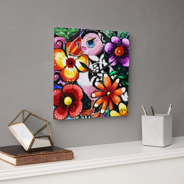 Whimsical Abstract Puffin Bird In Flowers Quadratische Wanduhr (Büro)