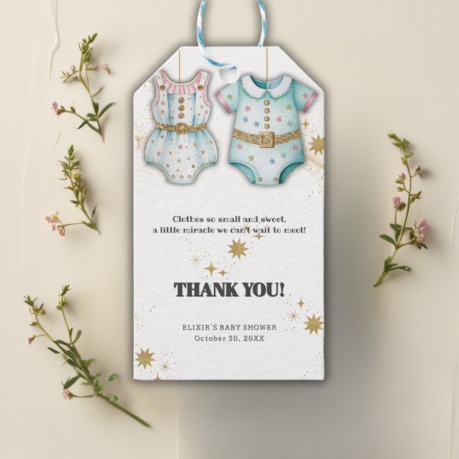 Whimsical Baby Clothes Gender Neutral Baby Dusche Geschenkanhänger (Von Creator hochgeladen)