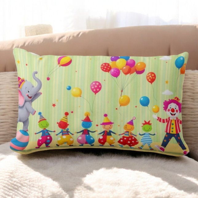 Whimsical Balloon Fiesta Cushion Lendenkissen (Von Creator hochgeladen)