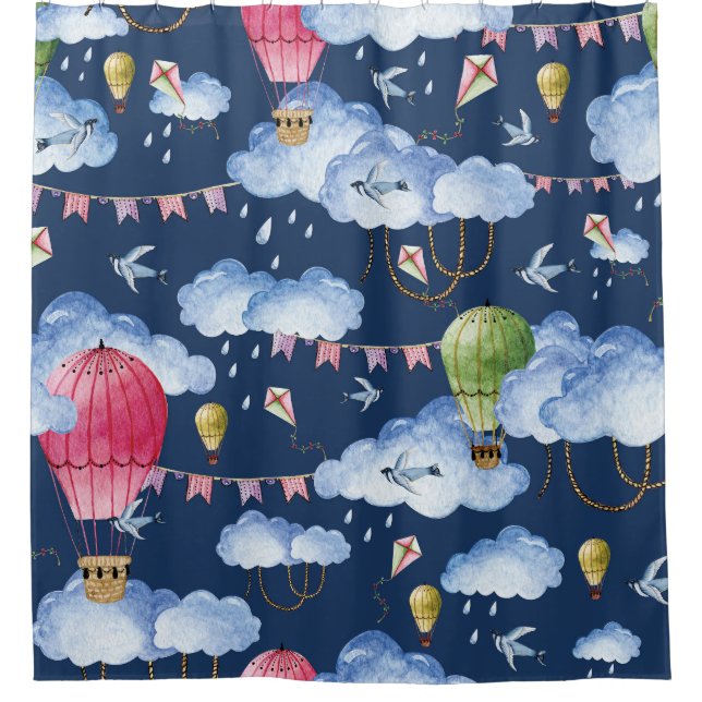 Whimsical Balloons: Watercolor Cloud Pattern Duschvorhang (Vorderseite)