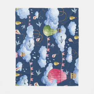 Whimsical Balloons: Watercolor Cloud Pattern Fleecedecke