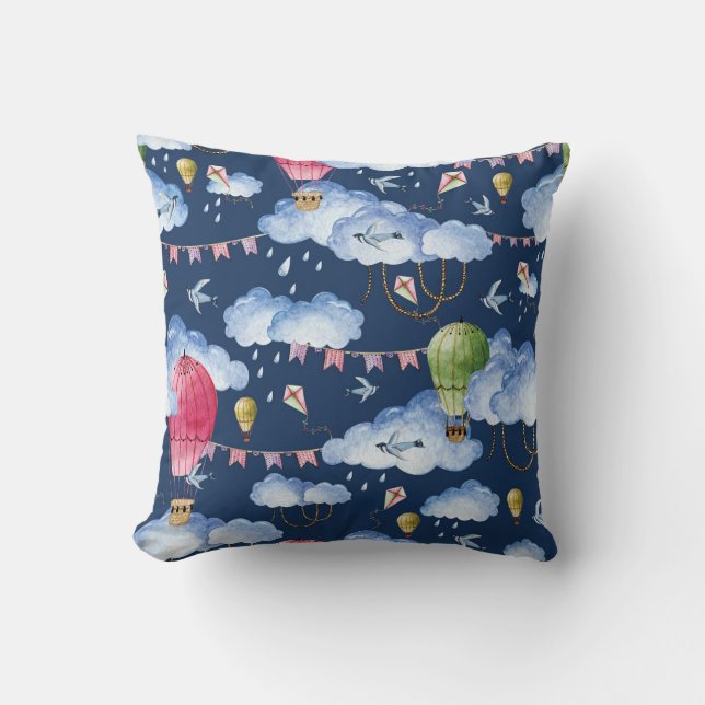 Whimsical Balloons: Watercolor Cloud Pattern Kissen (Vorderseite)
