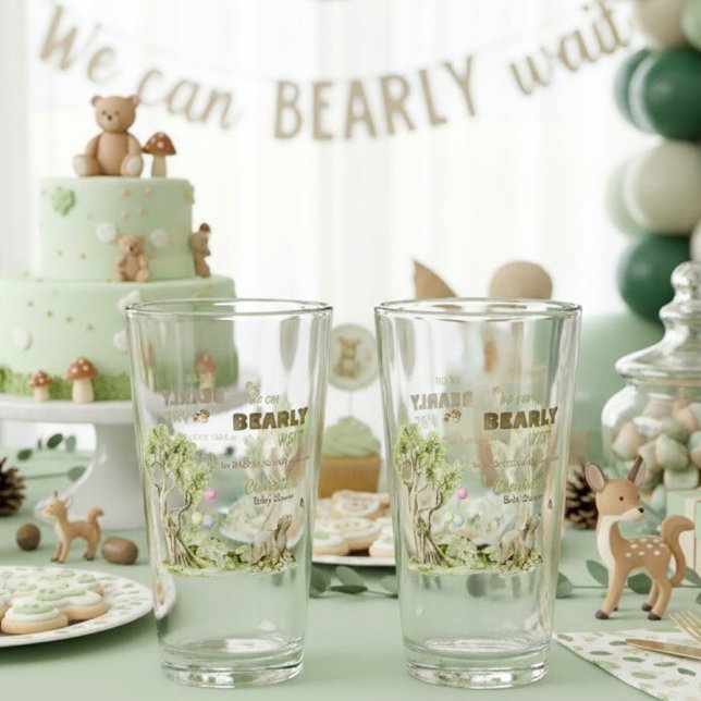Whimsical Bearly Wait Baby Shower Party Glas (Whimsical Bearly Wait Baby Shower Party Glass ©Susanne Sachers - Sunny Mind 🌞)
