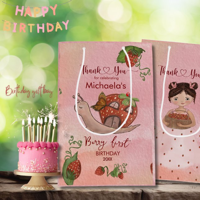 Whimsical Berry First Favor Bag - Snail & Girl Mittlere Geschenktüte (Whimsical Berry First Favor Bag - Snail & Gilr)