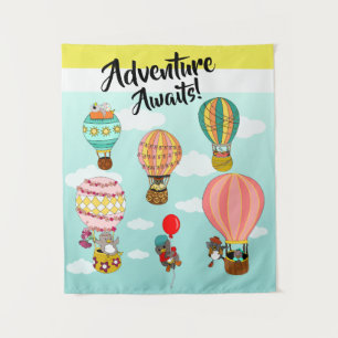 Whimsical Birds Hot Air Balloons Adventure erwarte Wandteppich