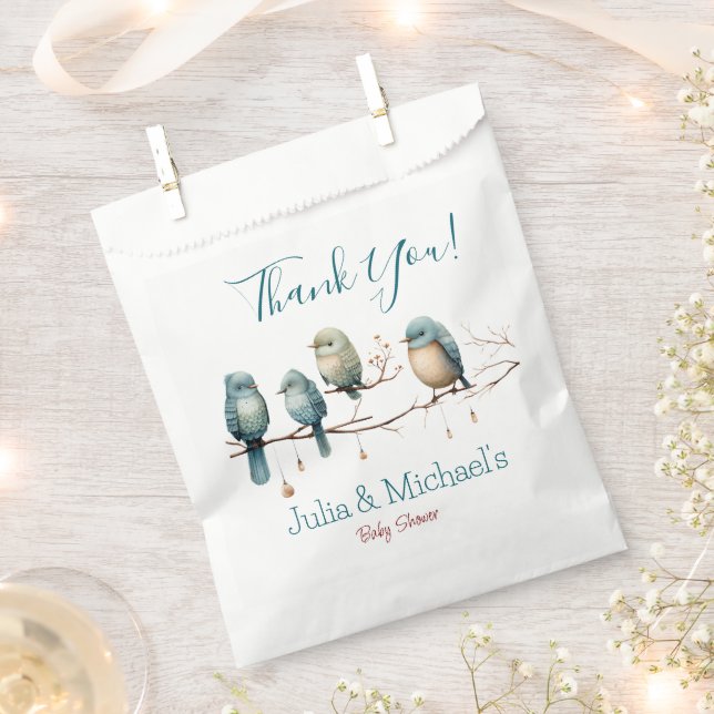 Whimsical Birds on Branches Pastel Baby Shower Geschenktütchen (Ausgeschnitten)