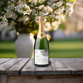 Whimsical Black and White Blüh