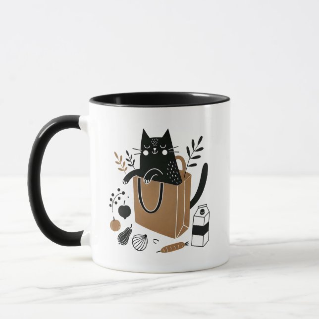 Whimsical Black Cat Sitzen in einem Lebensmittelbe Tasse (Links)