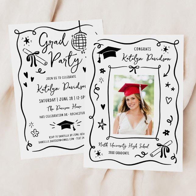 Whimsical Black Doodle Photo Grad Party Einladung (Von Creator hochgeladen)
