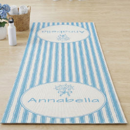 Whimsical Blaue Weiße Streifen Preppy Monogramm Yogamatte