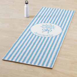 Whimsical Blaue Weiße Streifen Preppy Monogramm Yogamatte