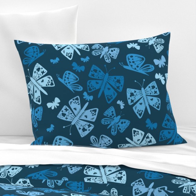 Whimsical Blue Butterfly Kissenbezug (Whimsical Blue Butterfly Pillow Case)