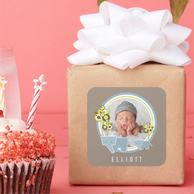 Whimsical Blue Elephants Family Baby Boy Foto Quadratischer Aufkleber (Party)