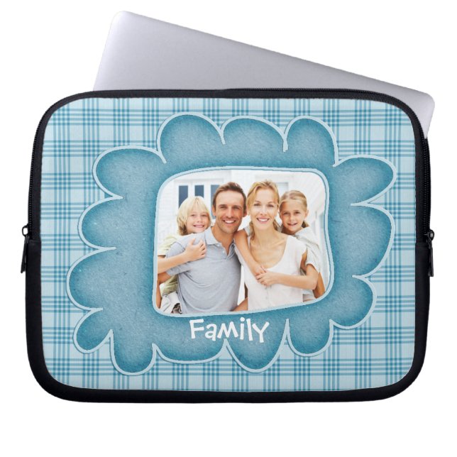 Whimsical Blue Kariert Family Foto Laptop Sleeve (Vorderseite)