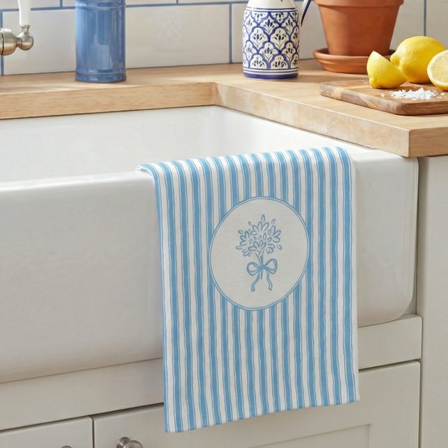 Whimsical Blue White Stripe Preppy Geschirrtuch (Von Creator hochgeladen)