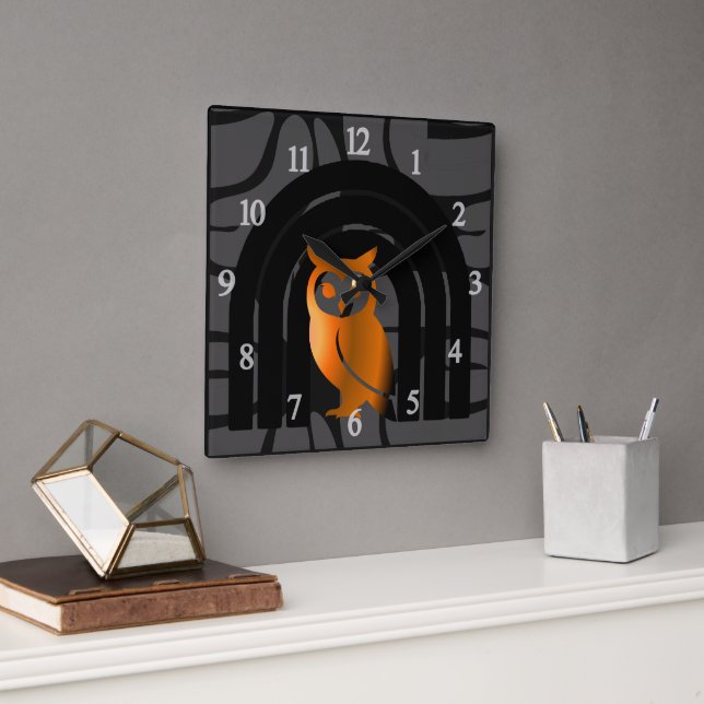 Whimsical Boho Owl & Tropical Monstera Leaf Quadratische Wanduhr (Büro)