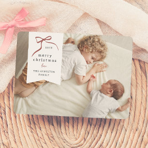 Whimsical Bow   Red Ribbon Weihnachtsfeiertag Foto Feiertagskarte