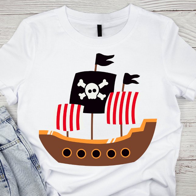 Whimsical Brown and Red Pirate Ship T-Shirt (Von Creator hochgeladen)