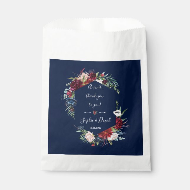 Whimsical Burgundy Blush Blume Navy Blue Wedding Geschenktütchen (Vorderseite)