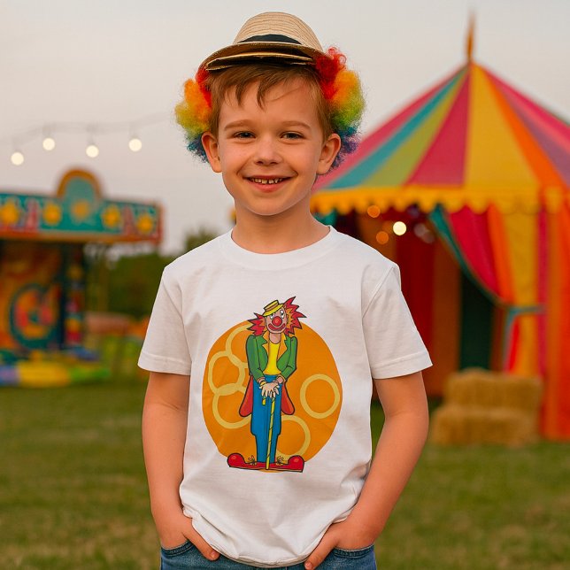 Whimsical Cartoon Clown mit hellen Farben T-Shirt (Von Creator hochgeladen)