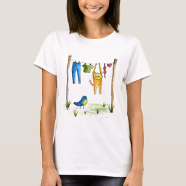 Whimsical Cat auf einer Wäscheleine T-Shirt