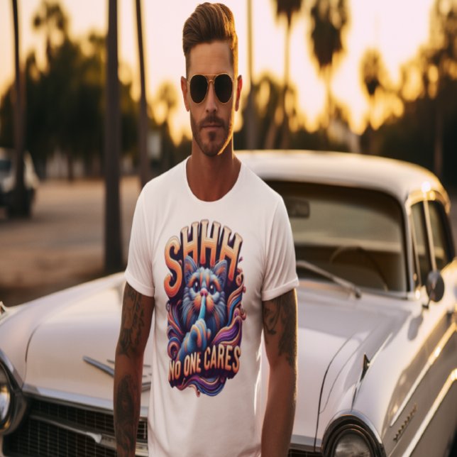 Whimsical Cat Whispers Shhhh Niemand Cares T-Shirt (Von Creator hochgeladen)