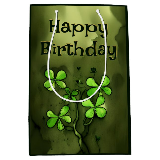 Whimsical Clovers Irish Happy Birthday Mittlere Geschenktüte (Vorderseite)