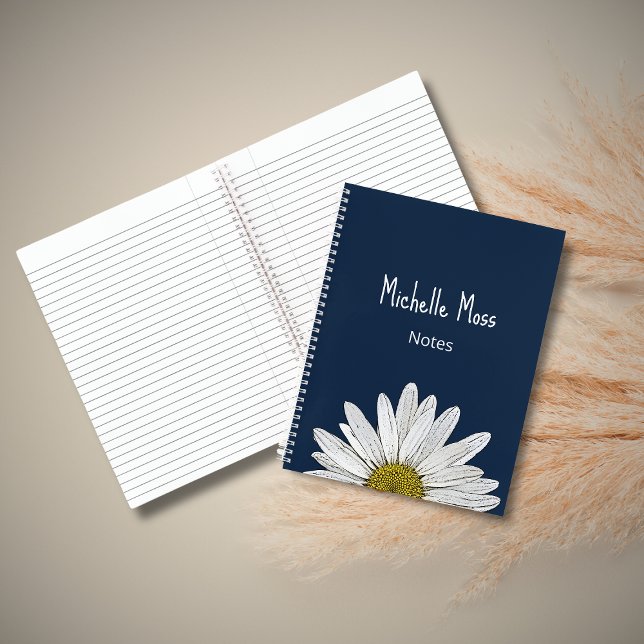 Whimsical Daisy Botanical Boho Navy Blue Notizbuch (Von Creator hochgeladen)